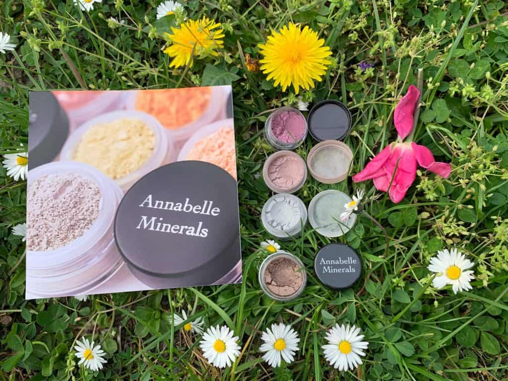 Annabelle Minerals, cienie mineralne | swatche i opinia
