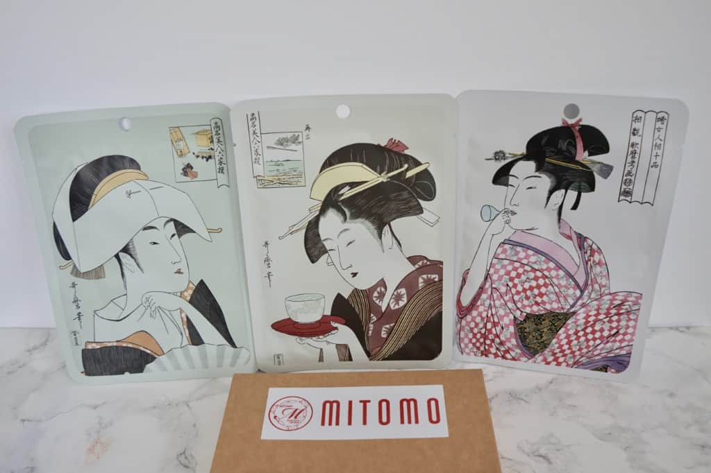 Mitomo, maski do twarzy w płachcie Ukiyo-e